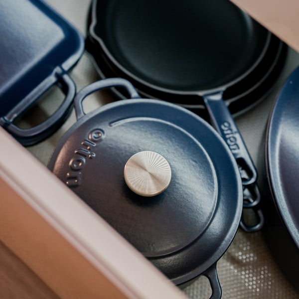 Indukciós tűzhelyhez alkalmas öntöttvas edény fedővel 3,3 l LITINA SMALT – Orion-image-1