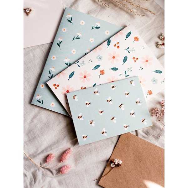 Sima füzet újrahasznosított papírból százszorszép mintával, A5, 60 oldal - Printintin-image-2