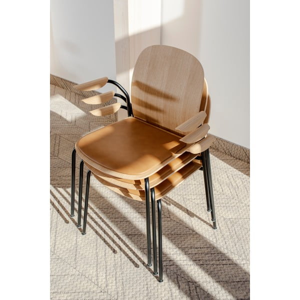 Konyakbarna-natúr színű karfás-rakásolható étkezőszék szett 2 db-os tölgyfa dekorral Book – Gazzda-image-1