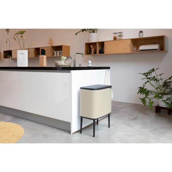 Bézs acél érintésre nyíló szemetes 36 l Bo Touch Bin – Brabantia-image-1