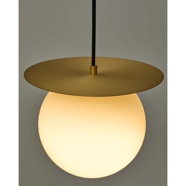 Fehér-aranyszínű fém függőlámpa üveg búrával ø 25 cm Brisia – Kave Home-image-2