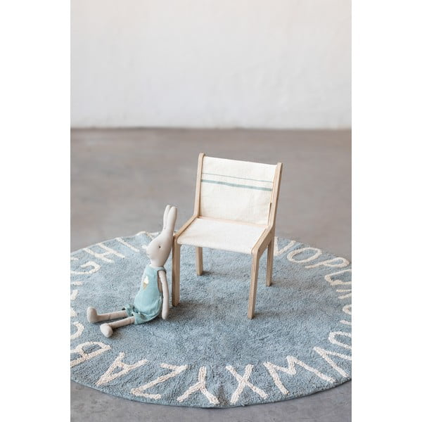 Világoskék mosható kézi szövésű pamut gyerek szőnyeg ø150 cm ABC Vintage Blue – Lorena Canals-image-1