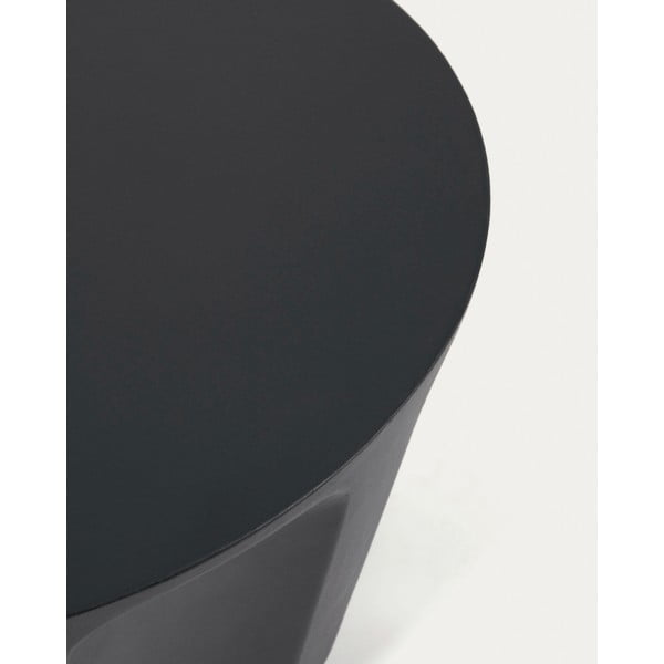 Beton kerek kerti dohányzóasztal ø 60 cm Vilandra – Kave Home-image-1