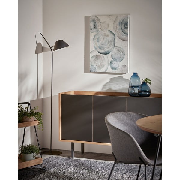 Fekete állólámpa fém búrával (magasság 152 cm) Aurelia – Kave Home-image-1