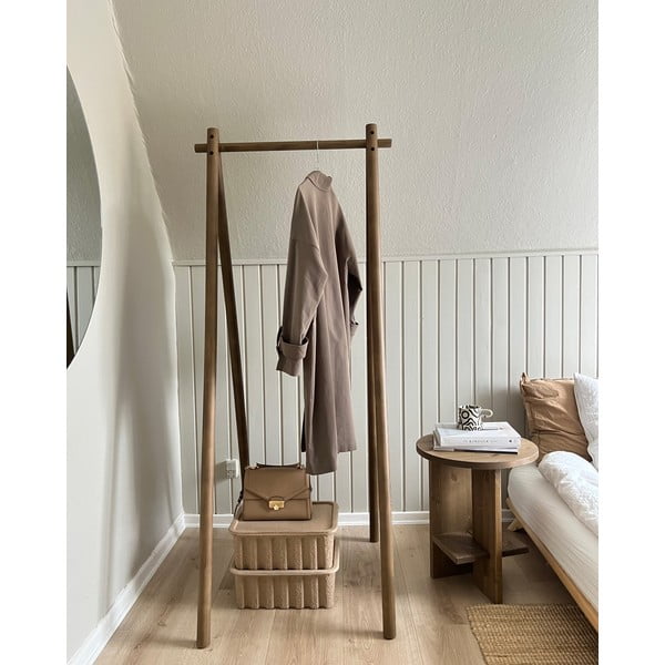 Barna borovi fenyő ruhatartó állvány Hongi – Karup Design-image-4