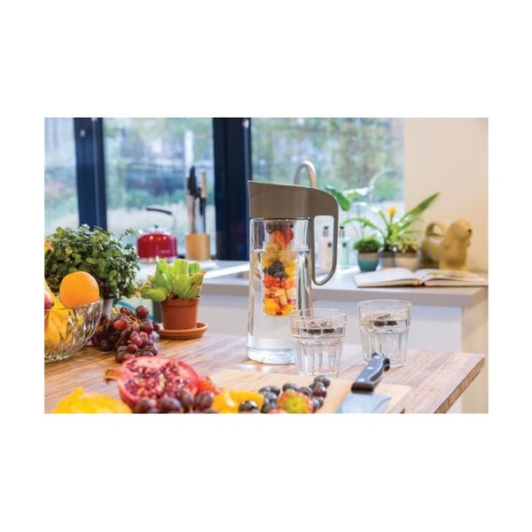 Vizeskancsó gyümölcstartó betéttel, 2 l - XD Design-image-4