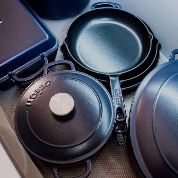 Indukciós tűzhelyhez alkalmas öntöttvas edény fedővel 5,2 l LITINA SMALT – Orion-image-4