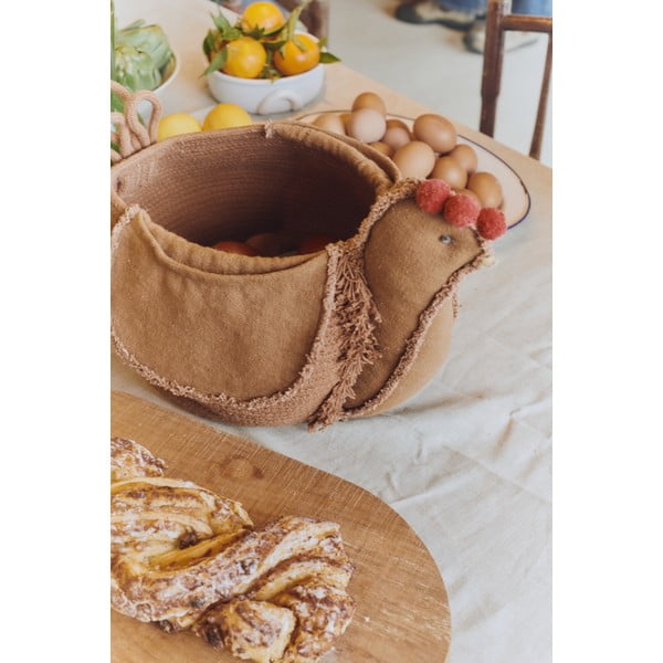 Barna textil játéktároló kosár 48x32x29 cm Chicken Toffee – Lorena Canals-image-2