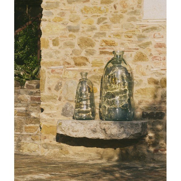 Újrahasznosított üveg magas váza (magasság 75 cm) Brenna – Kave Home-image-1