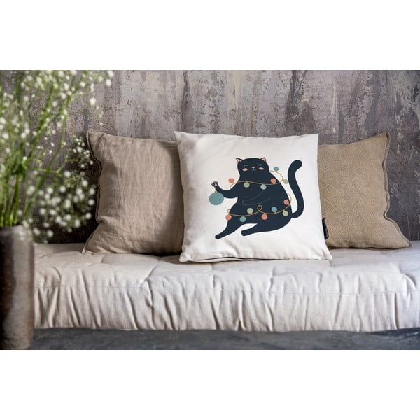 Párnahuzat karácsonyi mintával 45x45 cm Festive Cat – Butter Kings-image-1
