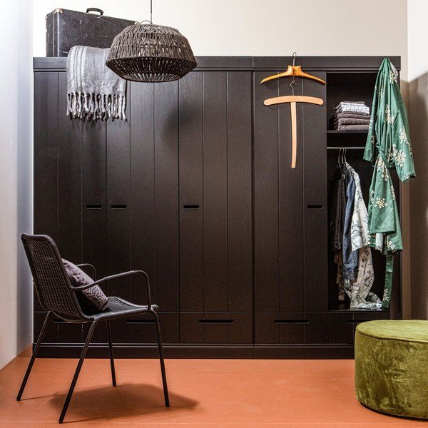 Connect fekete ruhásszekrény borovi fenyő konstrukcióval, szélesség 94 cm - WOOOD-image-1