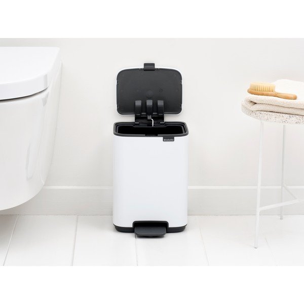 Fehér acél pedálos szemetes 4 l Bo – Brabantia-image-1