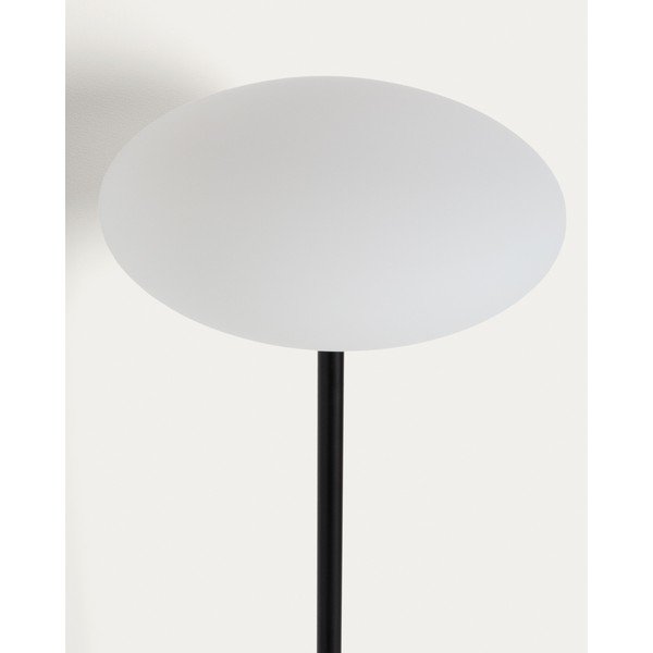 Fehér-fekete állólámpa üveg búrával (magasság 120 cm) Idela – Kave Home-image-1