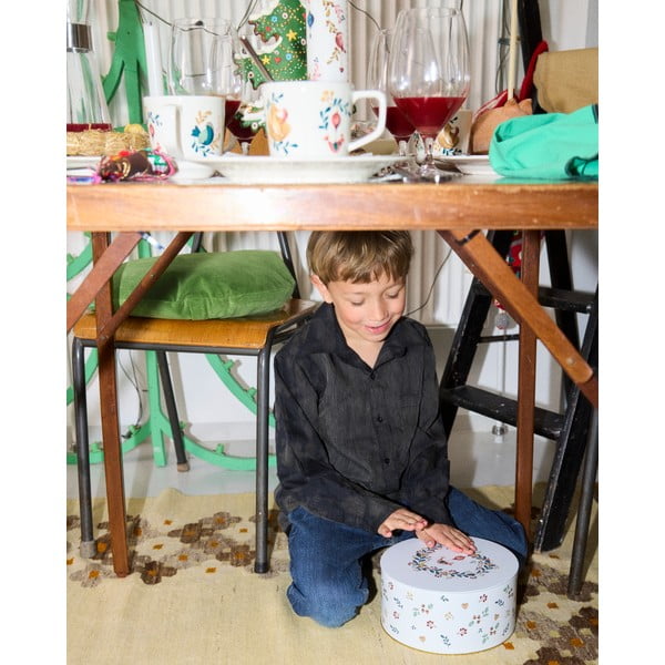 Gyertya karácsonyi mintával, égési idő 56 ó  Grand Cru Cottage 2025 – Rosendahl-image-4