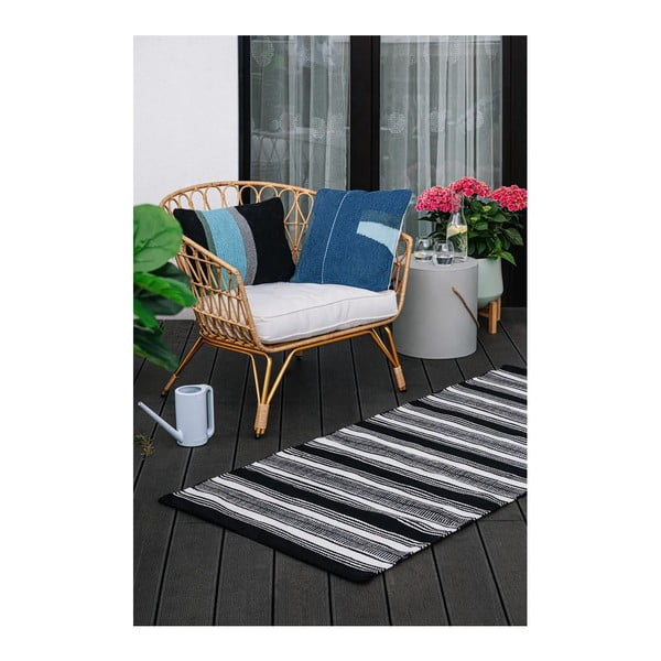 Zambezi fekete-fehér kétoldalas kültéri szőnyeg újrahasznosított műanyagból, 80 x 180 cm - Green Decore-image-2