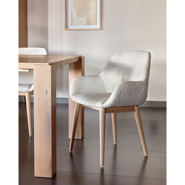 Fehér kárpitozott étkezőfotel Konna – Kave Home-image-1