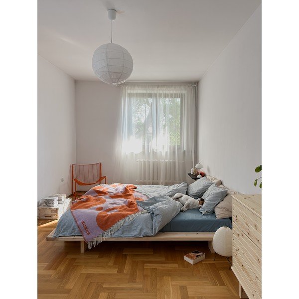 Natúr színű borovi fenyő franciaágy ágyráccsal 140x200 cm Japan – Karup Design-image-4