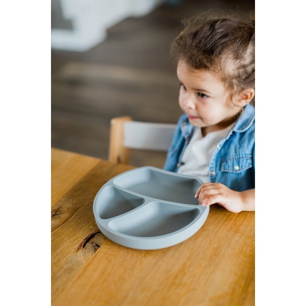 Szürke szilikon gyerek tányér 19x20,5 cm – Kindsgut-image-1
