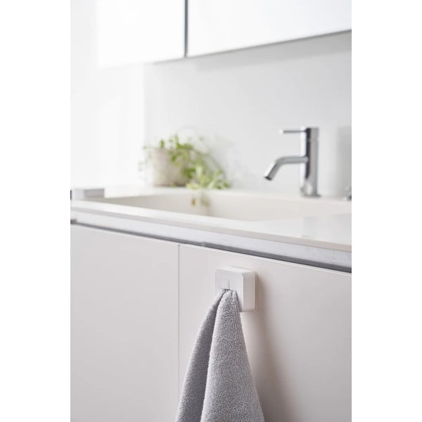 Fehér öntapadós műanyag konyharuha tartó Film Hook – YAMAZAKI-image-2