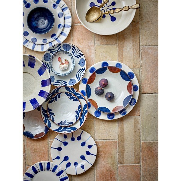 Fehér-kék kőedény tányér készlet 3 db-os ø 28 cm Linora – Bloomingville-image-2