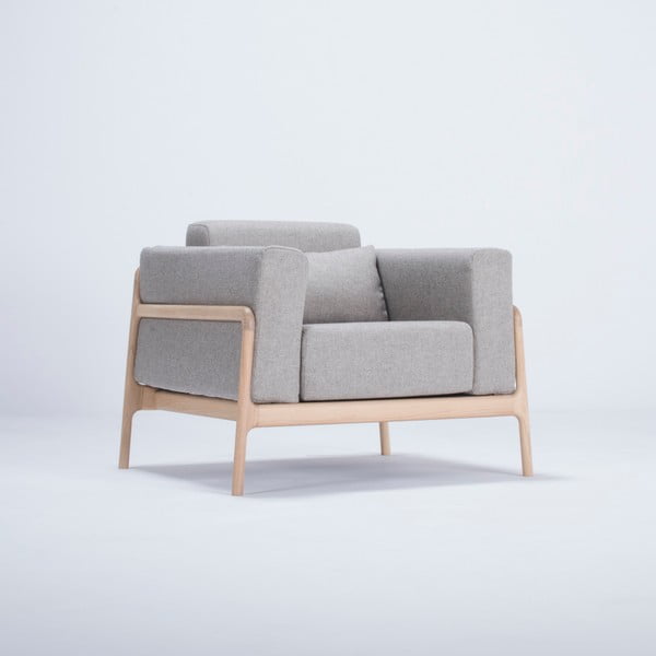 Fawn tölgyfa fotel szürke szövet ülőrésszel - Gazzda