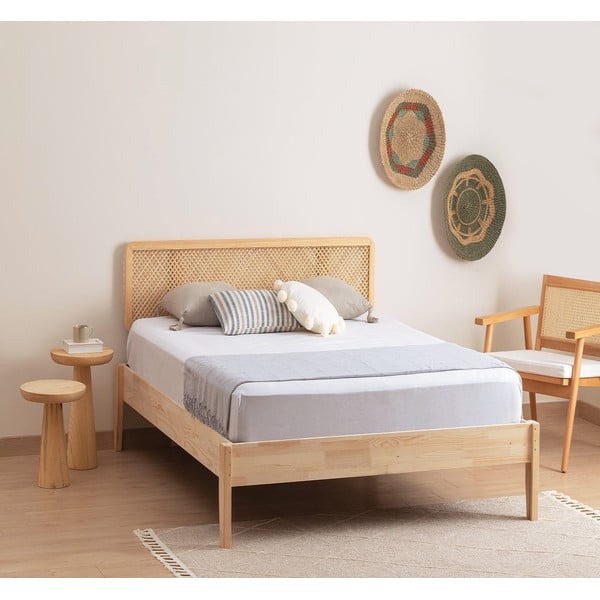 Natúr színű lucfenyő egyszemélyes ágy ágyráccsal 90x200 cm Izabelya – Kalune Design-image-1