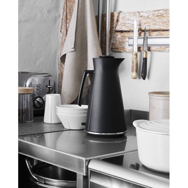 Fekete vízforraló 1,4 l Grand Cru – Rosendahl-image-1