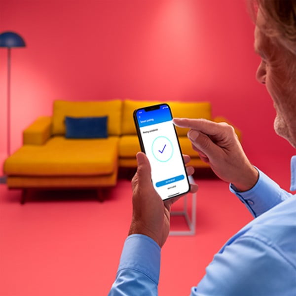 LED okos asztali lámpa 9 W Squire – WiZ-image-3