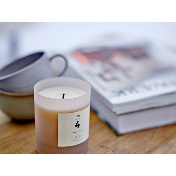 Illatos gyertya égési idő 50 ó No. 4 Lemon Verbena – ILLUME x Bloomingville-image-1