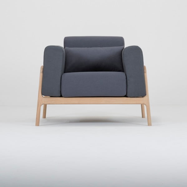 Fawn kékesszürke fotel tömör tölgyfa konstrukcióval - Gazzda