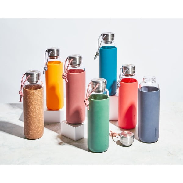 G-Bottle üveg vizespalack bézs szilikon tartóval, 600 ml - Black + Blum-image-3