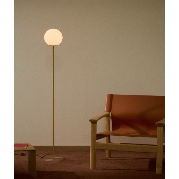 Fehér-aranyszínű állólámpa üveg búrával (magasság 155 cm) Brisia – Kave Home-image-1