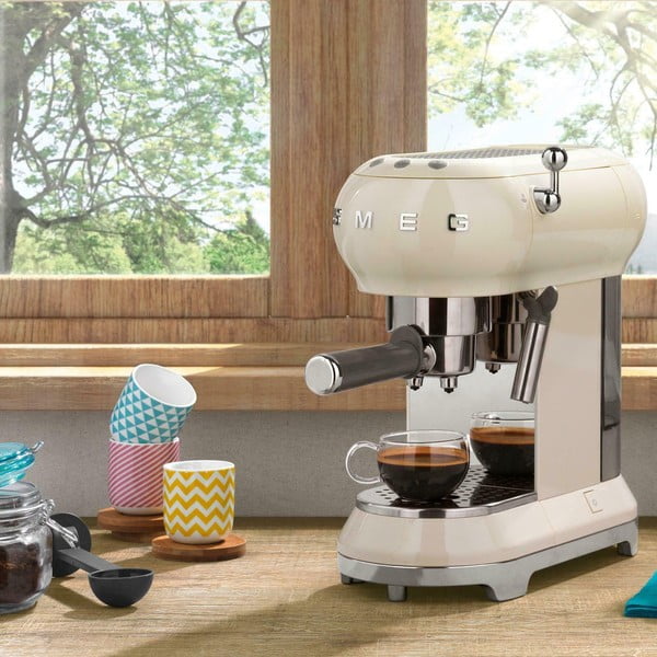 Krémfehér karos eszpresszó kávéfőző - SMEG-image-1