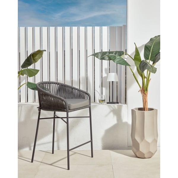 Szabályozható kültéri USB lámpa Aluney – Kave Home-image-4