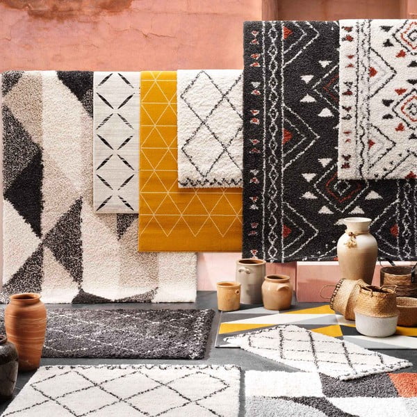 Bézs pamutkeverék szőnyeg 68x110 cm Modesto – douceur d'intérieur-image-1