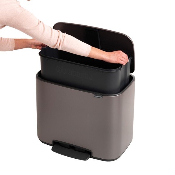 Szürke acél pedálos szemetes 36 l Bo – Brabantia-image-2