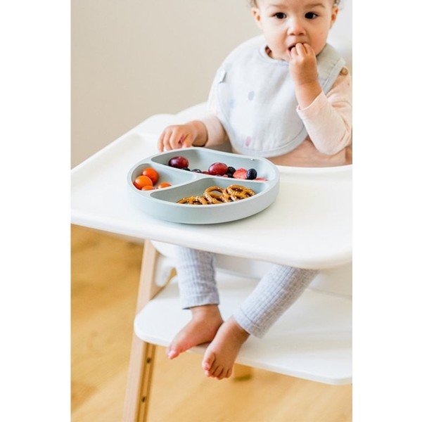 Világoskék szilikon gyerek tányér 19x20,5 cm – Kindsgut-image-1