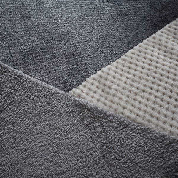 Szürke kétszemélyes fleece ágyneműhuzat 200x200 cm Cosy Larsson Geo – Catherine Lansfield-image-4