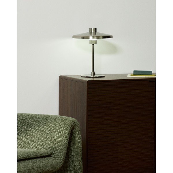 Ezüstszínű asztali lámpa fém búrával (magasság 32,5 cm) Nuvira – Kave Home-image-1