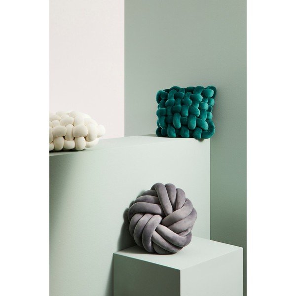 Bársony díszpárna 30x30 cm Entwine – Yes Everyday-image-2