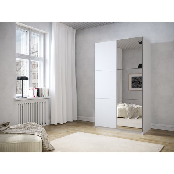 Fehér ruhásszekrény tükörrel és tolóajtókkal 122x215 cm Lisburn - Cosmopolitan Design-image-1