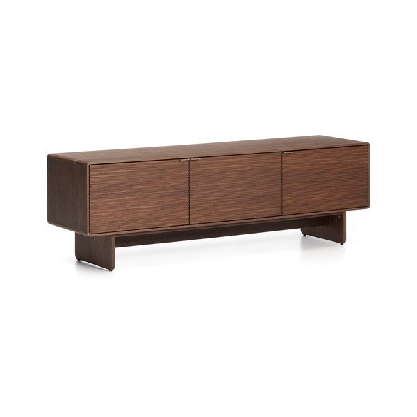 Sötét natúr színű TV-állvány diófa dekorral 150x46x40 cm Norlen – Kave Home