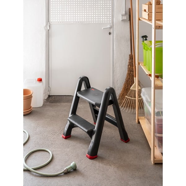 Fellépő műhelybe - Curver-image-1