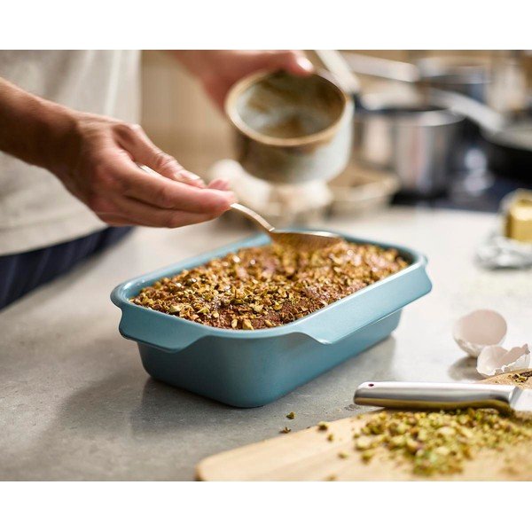 Acél kenyér sütőforma 30x19 cm Nest™ Bake  – Joseph Joseph-image-1