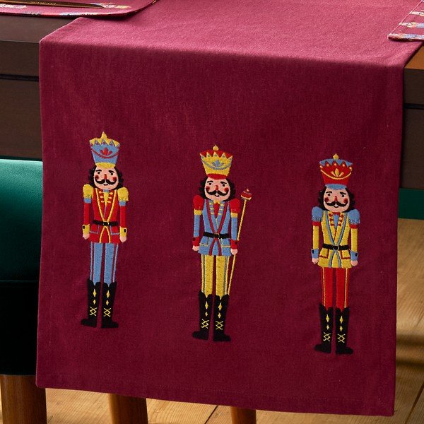 Pamut asztali futó karácsonyi mintával 220x32 cm Christmas Nutcracker – Catherine Lansfield-image-2