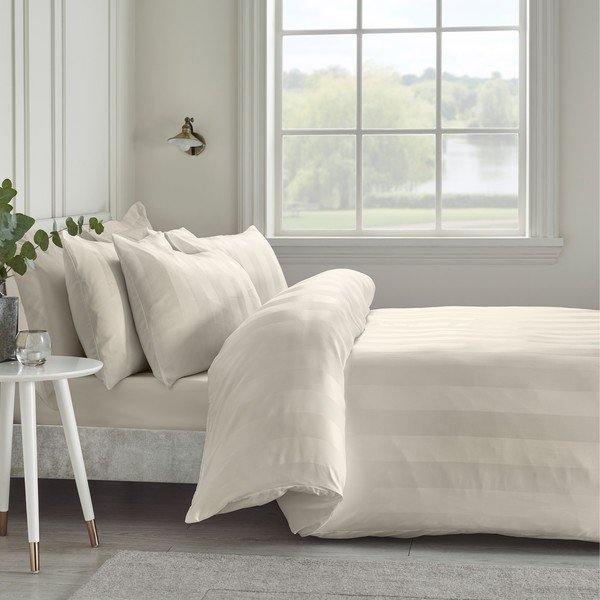 Krémszínű kétszemélyes szatén ágyneműhuzat 200x200 cm So Soft Satin Stripe – Catherine Lansfield-image-1