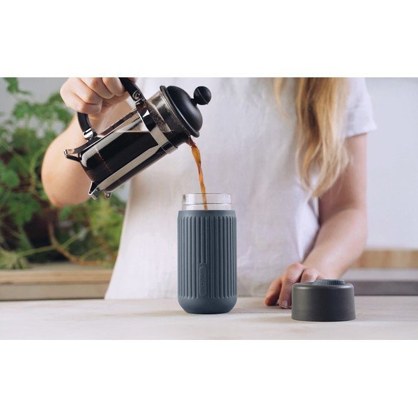 Sötétszürke üveg utazóbögre 340 ml – Black + Blum-image-4