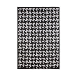Houndstooth fekete-fehér kültéri szőnyeg, 150 x 240 cm - Green Decore