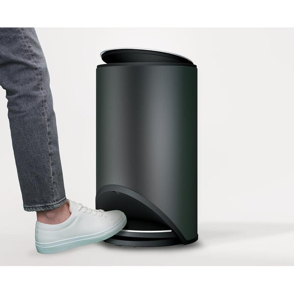 Matt fekete fém pedálos szemetes 10 l Arc – Joseph Joseph-image-4