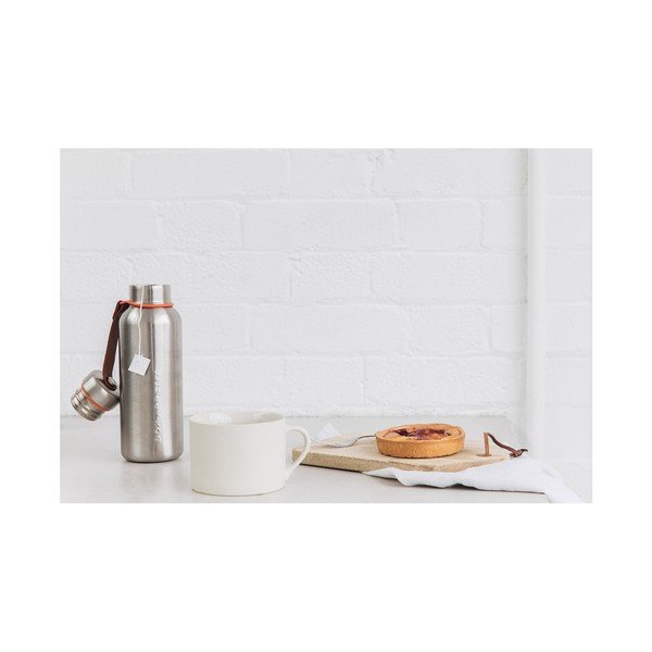 Insulated Vacuum Bottle olívazöld duplafalú termosz rozsdamentes acélból, 500 ml - Black + Blum-image-4